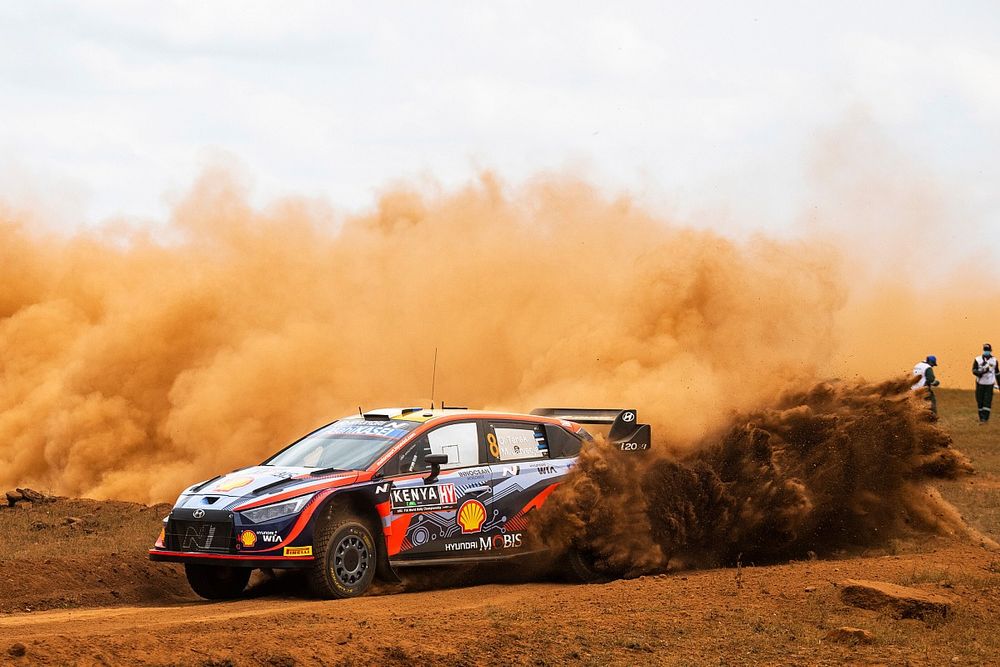 WRC Safari SS10: Ott Tanak Keluar dari Persaingan Pemenang, Rovanpera Kokoh
