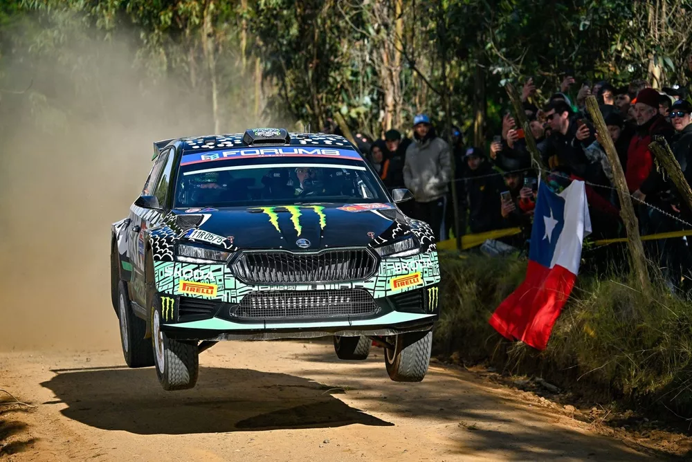 Oliver Solberg, Elliott Edmondson, Toksport WRT Skoda Fabia Evo Rally2
