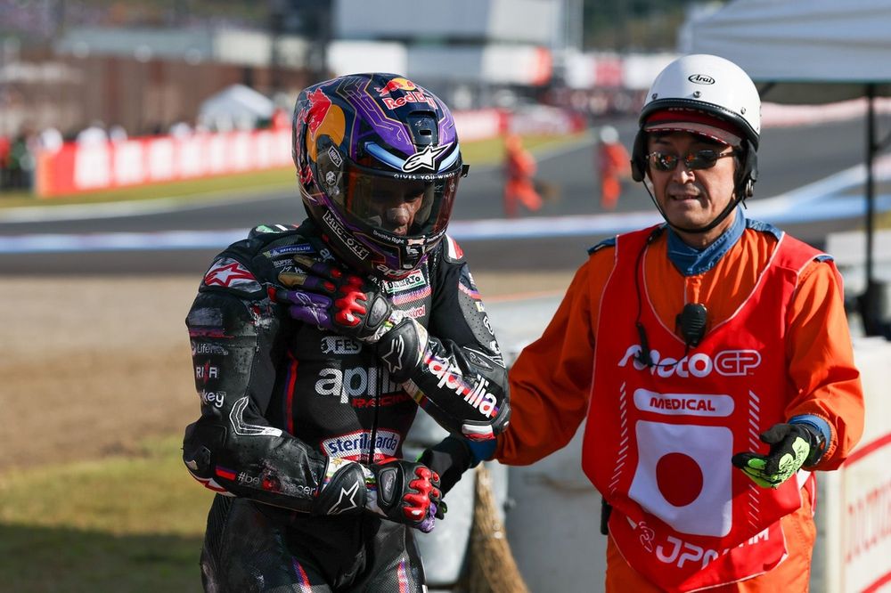 Jorge Martín, Aprilia Racing Team crash