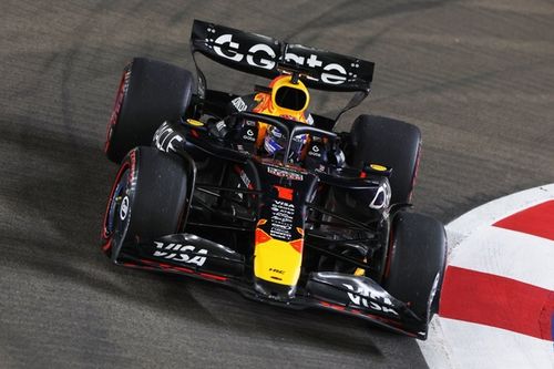 Verstappen "contento" tras el viernes en Singapur, pero: "Necesito m&aacute;s velocidad"