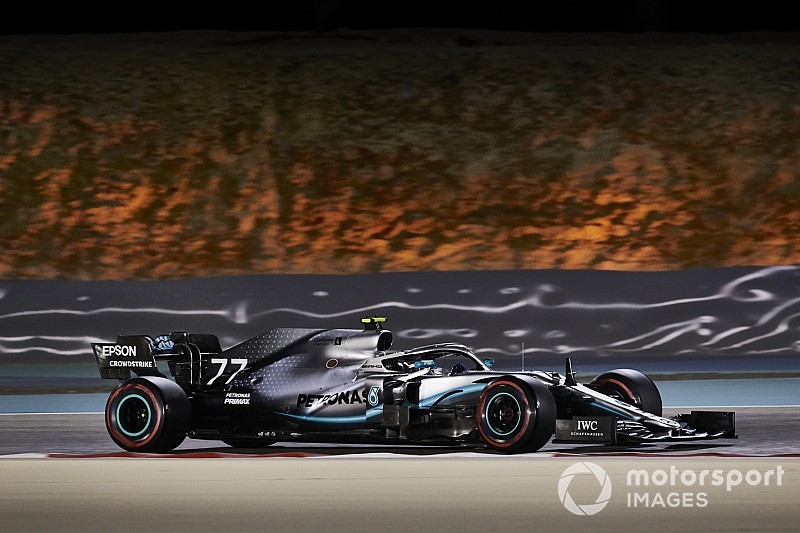 Bottas Bahreini GP-jét egy műanyag zacskó tette tönkre