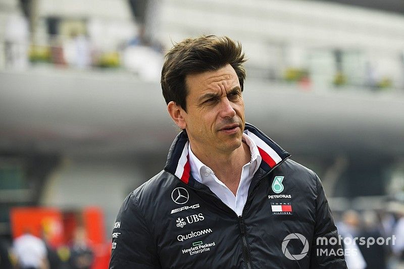 FIA risked opening "Pandora's box" with Ferrari review - Wolff