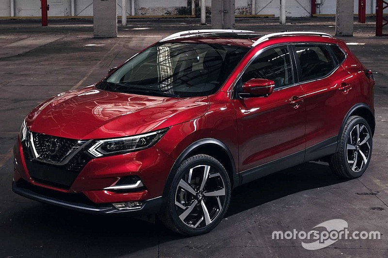 Nissan може відкликати 675 тисяч кросоверів Rogue через гальма