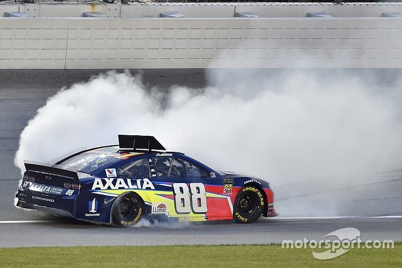 Race Winner Alex Bowman, Hendrick Motorsports, Chevrolet Camaro Axalta