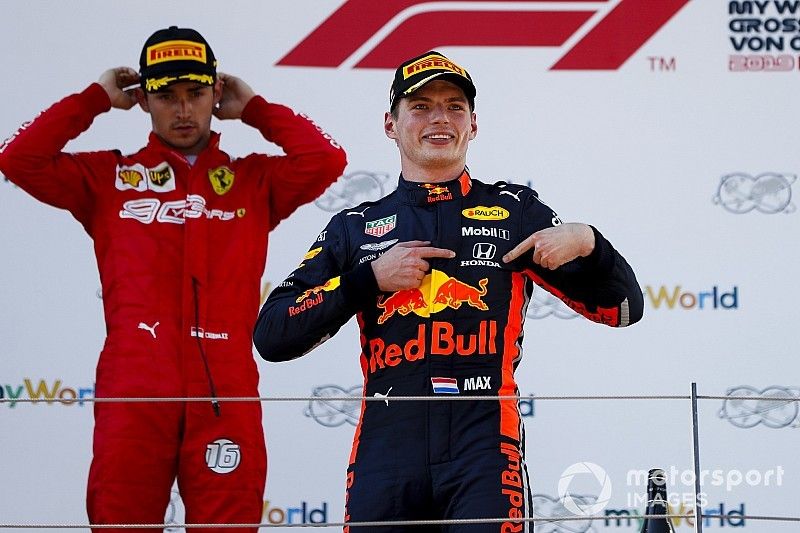 Yarış galibi Max Verstappen, Red Bull Racing,  Charles Leclerc, Ferrari