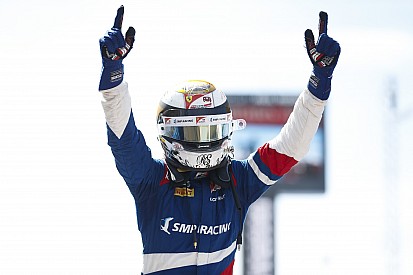 Shwartzman s'impose depuis la 7e place sur la grille