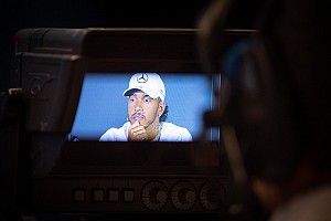 Egy képen Hamilton gazdagsága: nem semmi!
