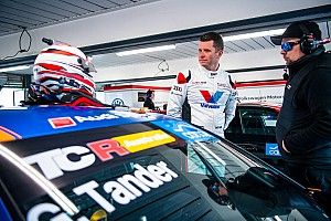 Tander explains wild high-speed Phillip Island off