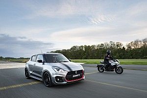 Video: Motorsport.com racet ‘dikste Suzuki’ tegen nieuwe Katana-motorfiets
