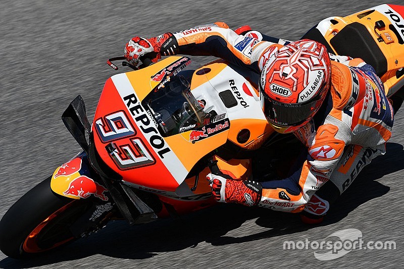 MotoGP, Mugello, Warm-Up: Marquez al top, ma risale Dovizioso. Rossi sempre indietro