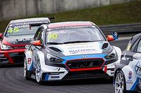 Mat'o Homola centra la pole position per Gara 1 del TCR Europe all'Hungaroring