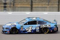 Harvick gana la pole en Kansas, Daniel Suárez en cuarto puesto