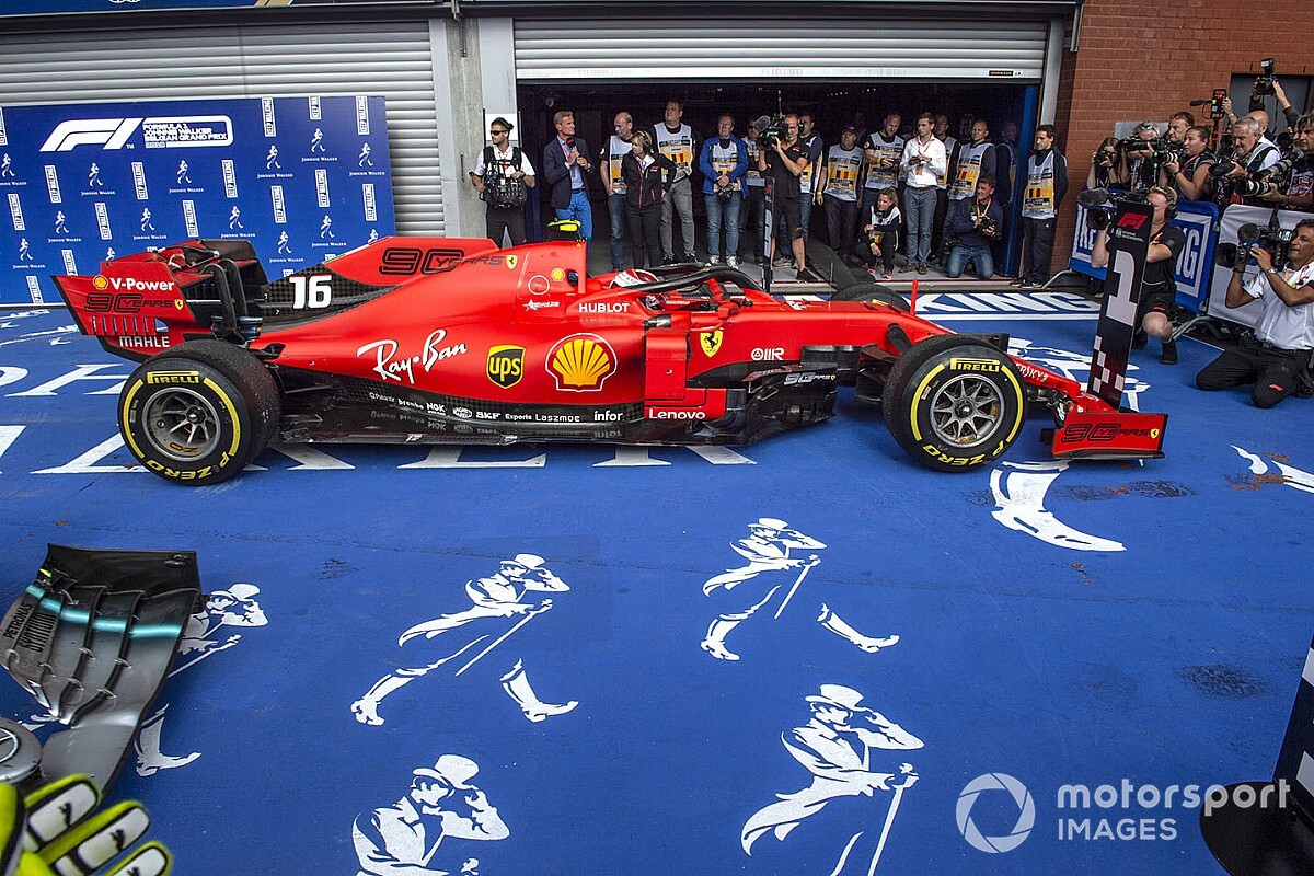 Leclerc Mendapatkan Hadiah Spesial dari Ferrari