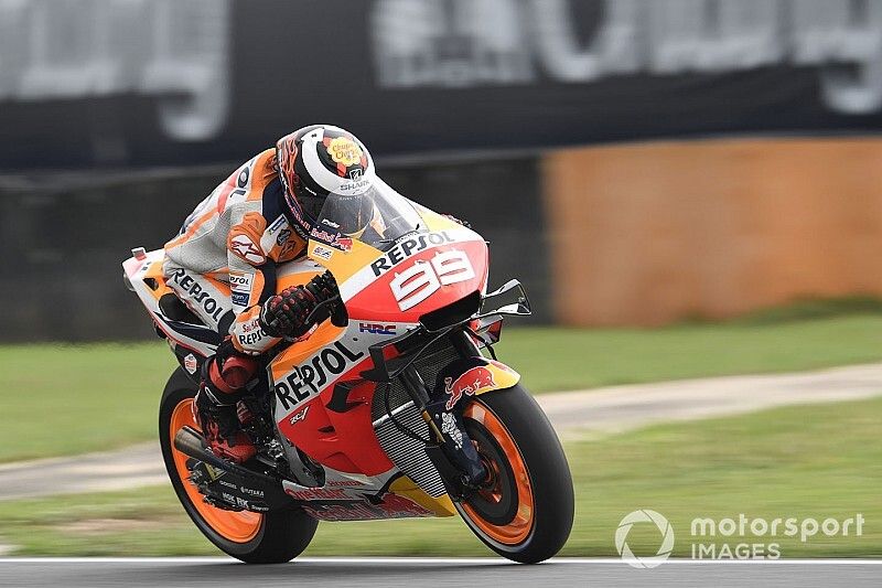 Lorenzo: "Márquez es más rápido que el resto aún lesionado"