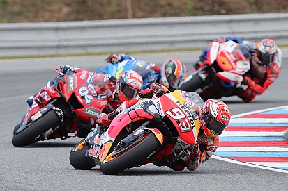 Dovizioso: Marquez'in formu tüm MotoGP sürücülerini "krize sokuyor"