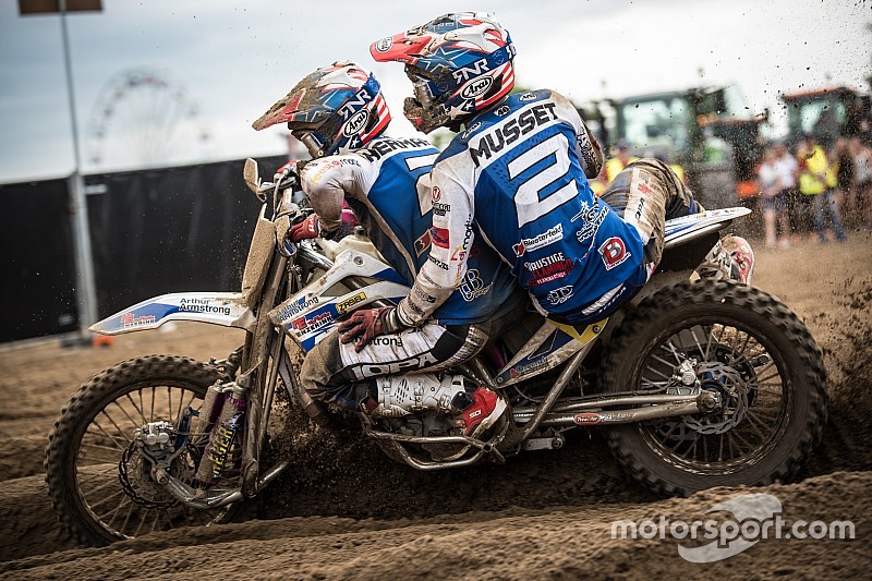 Zwarte cross: Publieksfavoriet Hermans wint na pech Bax