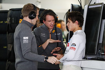 McLaren, Norris-Mercedes iddiasını yalanladı