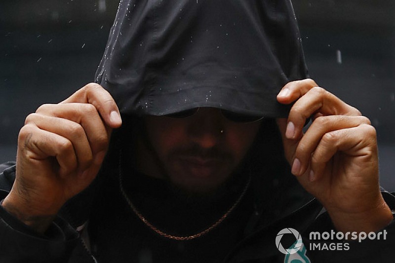 Hamilton a Mercedes versenytempójában bízik