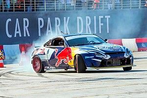 Смотрите прямо сейчас: чемпионат Европы по дрифту в Риге