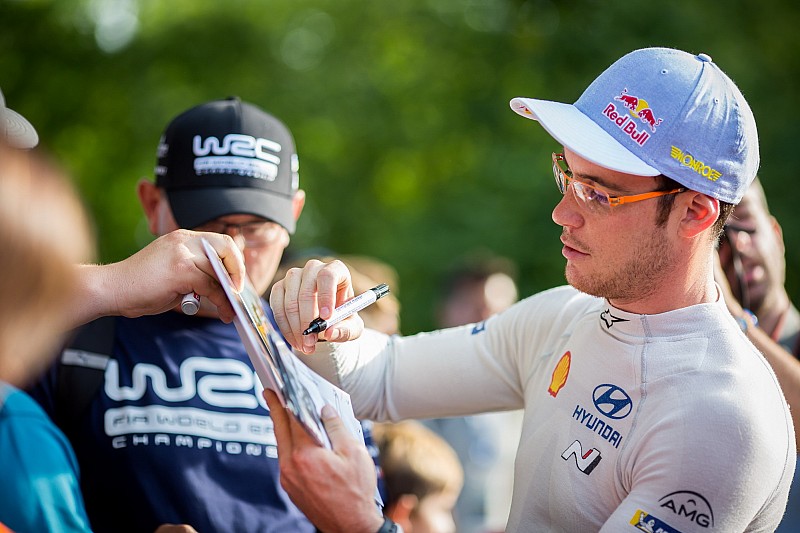 Dodatkowe starty Neuville'a i Loeba