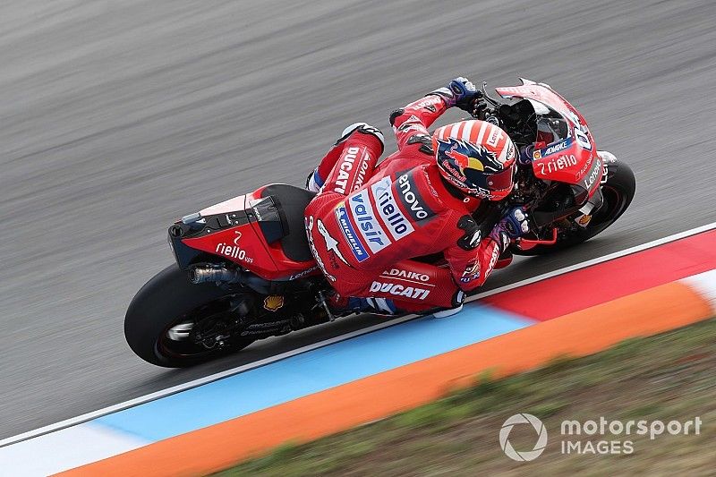 Dovizioso lidera la vuelta de las vacaciones en Brno