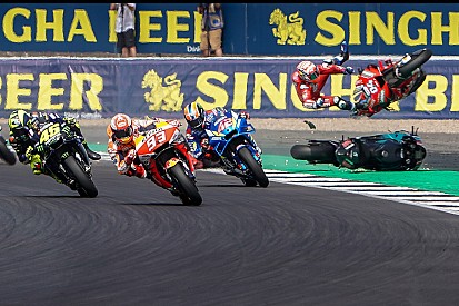 Dovizioso sain et sauf, "juste en colère"