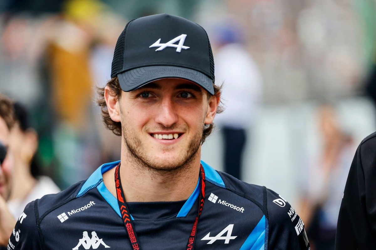 F1 アルピーヌ公式ウェア ユーロMサイズ ピエールガスリー ジャックドゥーハン ピエール・ガスリーとジャック・ドゥーハン（アルピーヌ