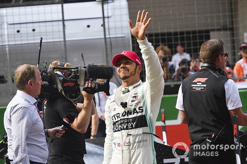 Hamilton: "Dit was een heel speciale zege na een zwaar weekend"