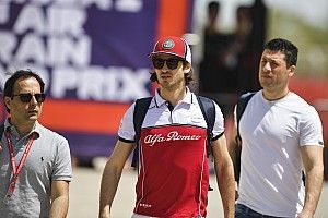Fotogallery F1: piloti e team si preparano per il GP del Bahrain