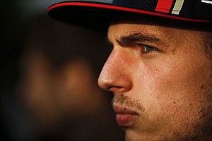 Verstappen marah dengan kelakuan rival di Q3