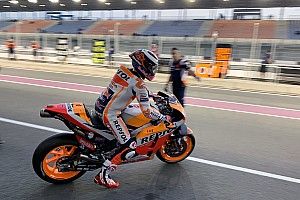 Первый выезд Лоренсо на трассу в цветах Honda: фото