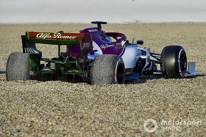 Fotostrecke: Der Unfall von Kimi Räikkönen beim Formel-1-Test