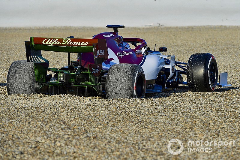 Fotostrecke: Der Unfall von Kimi Räikkönen beim Formel-1-Test