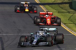 Vettel diz que tentou "ignorar a verdade" sobre chances da Ferrari no início da temporada