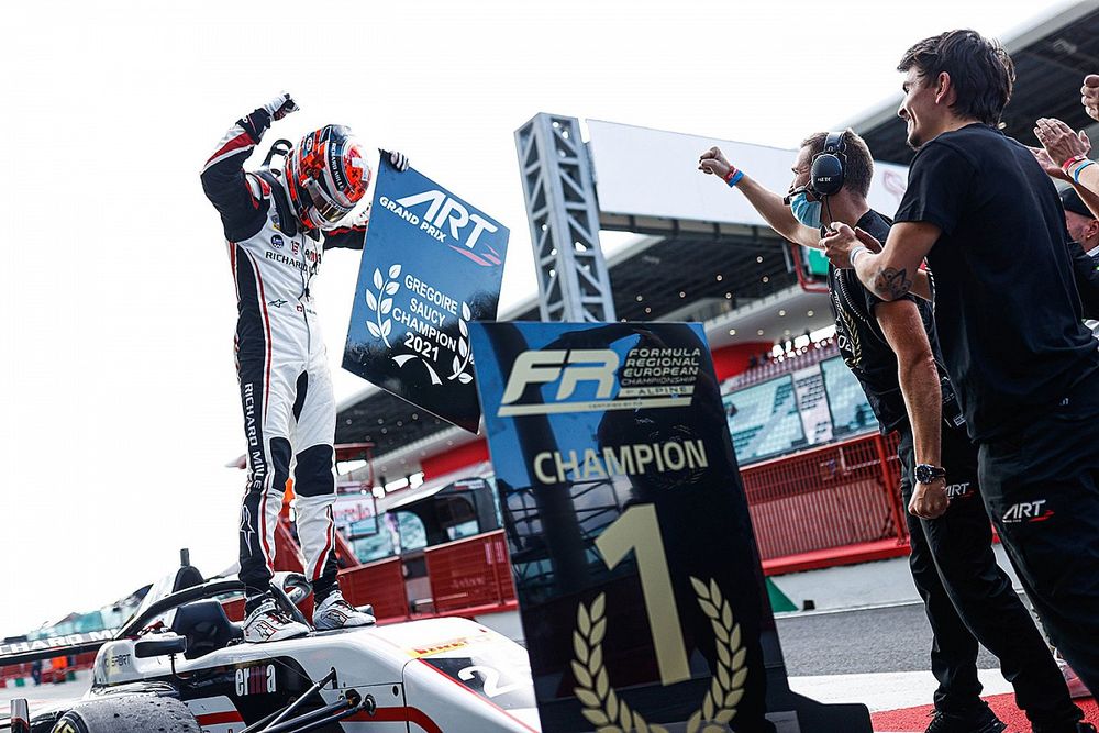 Saucy promoveert binnen ART GP naar FIA Formule 3