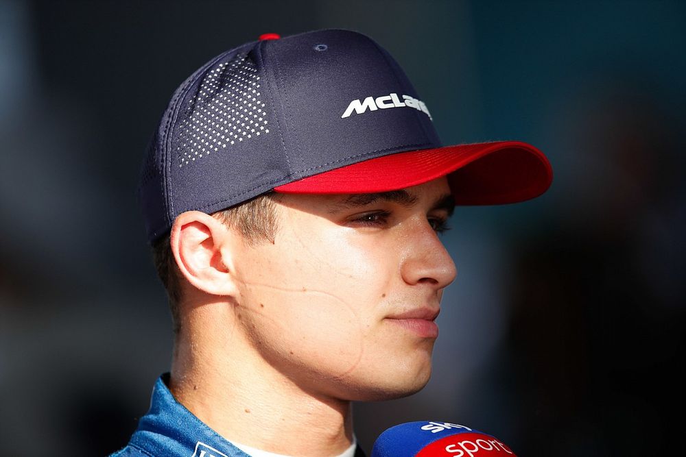 Norris: "McLaren'ın Ferrari ile mücadelesi 'gerginleşiyor'"