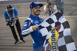 Jeff Gordon Sebut Kyle Larson Punya Talenta Hebat