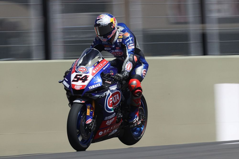 Razgatlioglu domina y Rea sufre una caída en la FP2 de Villicum