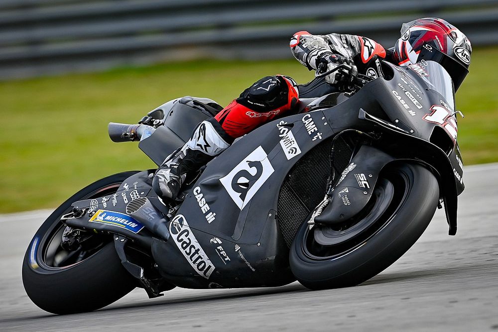 Vinales’ Aprilia MotoGP adaptation “taking much longer” than hoped