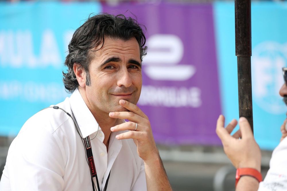 Dario Franchitti, experto en televisi&oacute;n