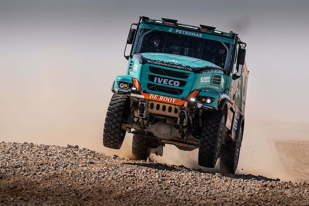 De Rooy met vier trucks in top-10: “We weten wat er moet gebeuren”