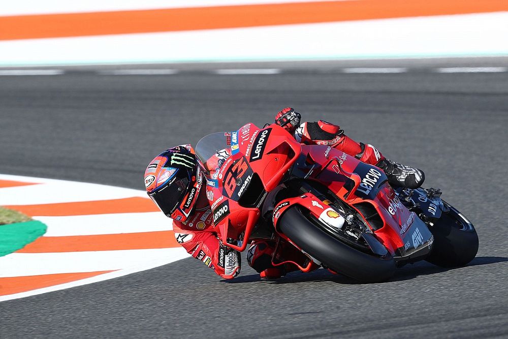 【速報】MotoGP第18戦バレンシアGP決勝:バニャイヤ、引退の師匠に捧げる優勝。ロッシは10位でキャリア終える
