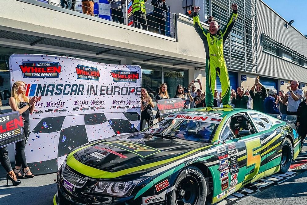 Villeneuve signe une deuxième victoire en deux jours !