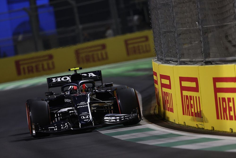 Pierre Gasly Puas Tembus 100 Poin Semusim