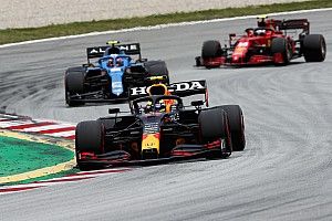 Perez Belum Klop dengan Mobil Red Bull