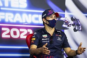 Pérez y su papel de piloto 2: siempre me han puesto calificativos