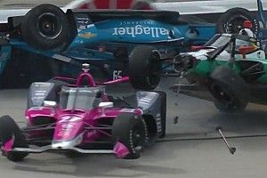 Сменщик Грожана устроил завал на гонке IndyCar. А выиграл пилот McLaren