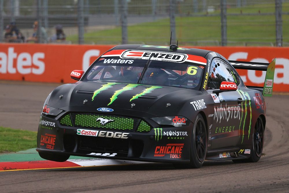 Waters pokonał van Gisbergena
