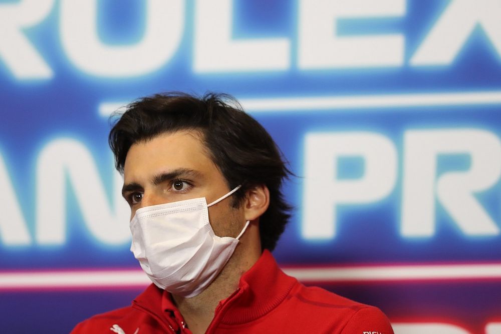 Sainz: "Beklediğimden çok daha farklı bir hafta sonu geçiriyorum"