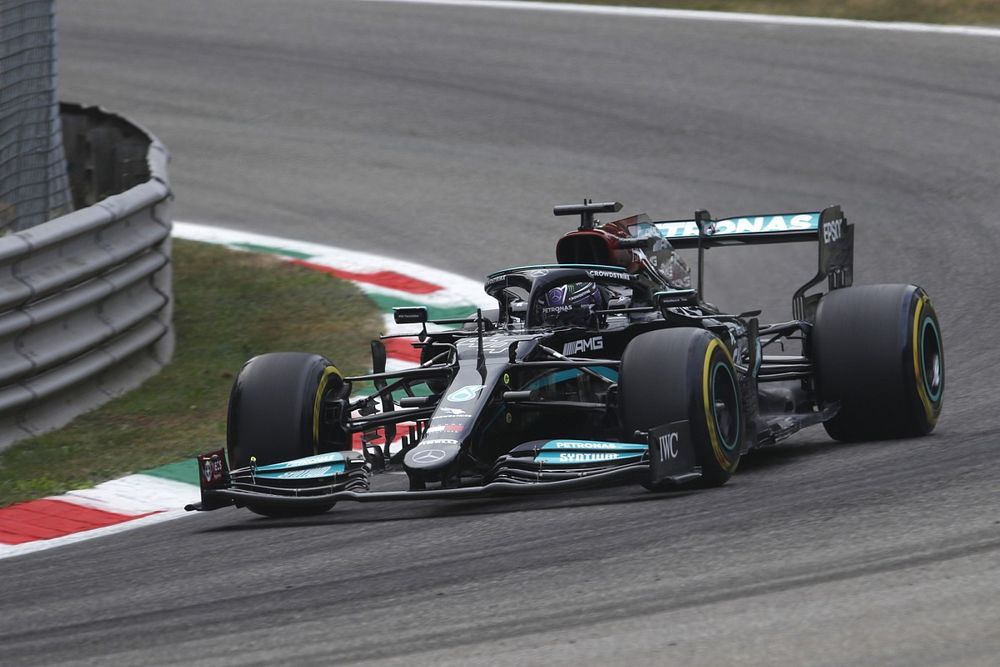 Lewis Hamilton, Mercedes W12